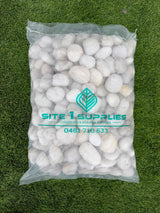 White High Polished Pebbles (3–5cm & 20 kg Bag)
